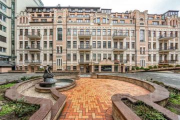 Большая Житомирская 20